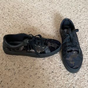 Brand new The Flexx camo black sneakers size 8 Nordstrom